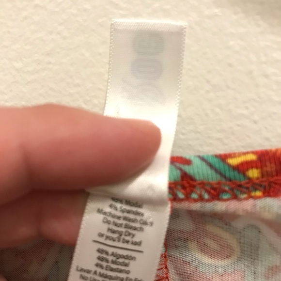 NWT Lularoe Perfect T Small Leaves green orange t-shirt top - Picture 8 of 10